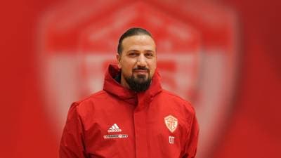 Liga 1 Trainer – Vereinsfoto 1 von 2